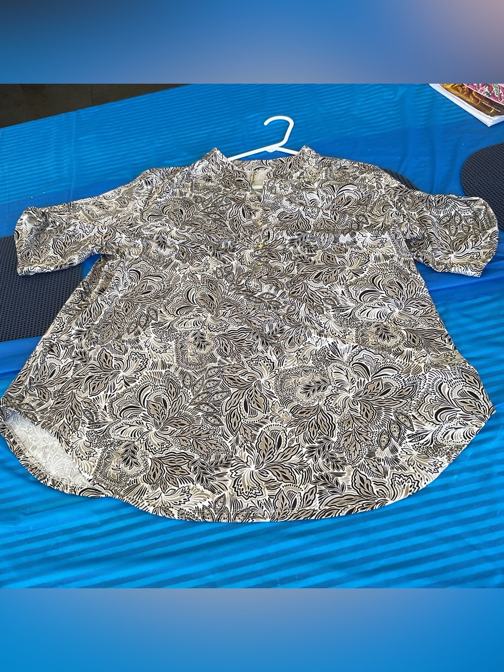 Perseption Black, White & Tan Floral-Print Blouse